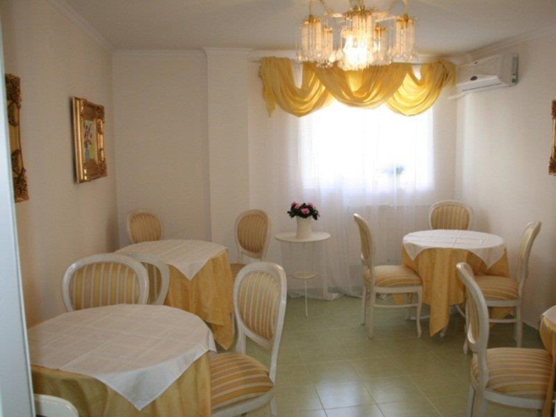 Hotel Nelisse Bukarest Restaurang bild